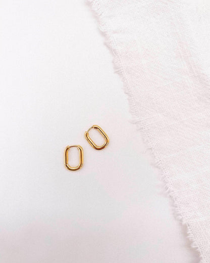 Midas Link Sleeper Earrings