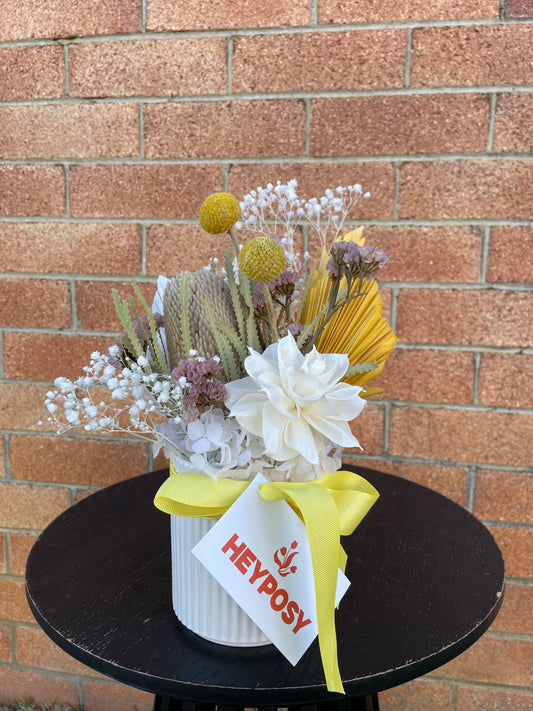 ‘Sunny’ Dried Arrangement