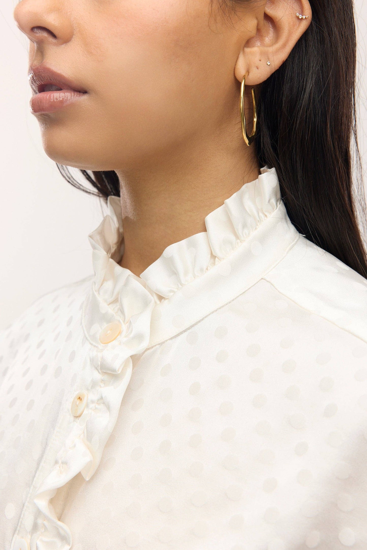 Heartline Hoop Earring