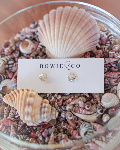 Oceania Shell Stud Earrings