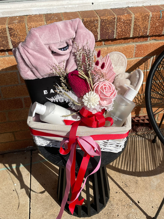 Pamper In Style Hamper