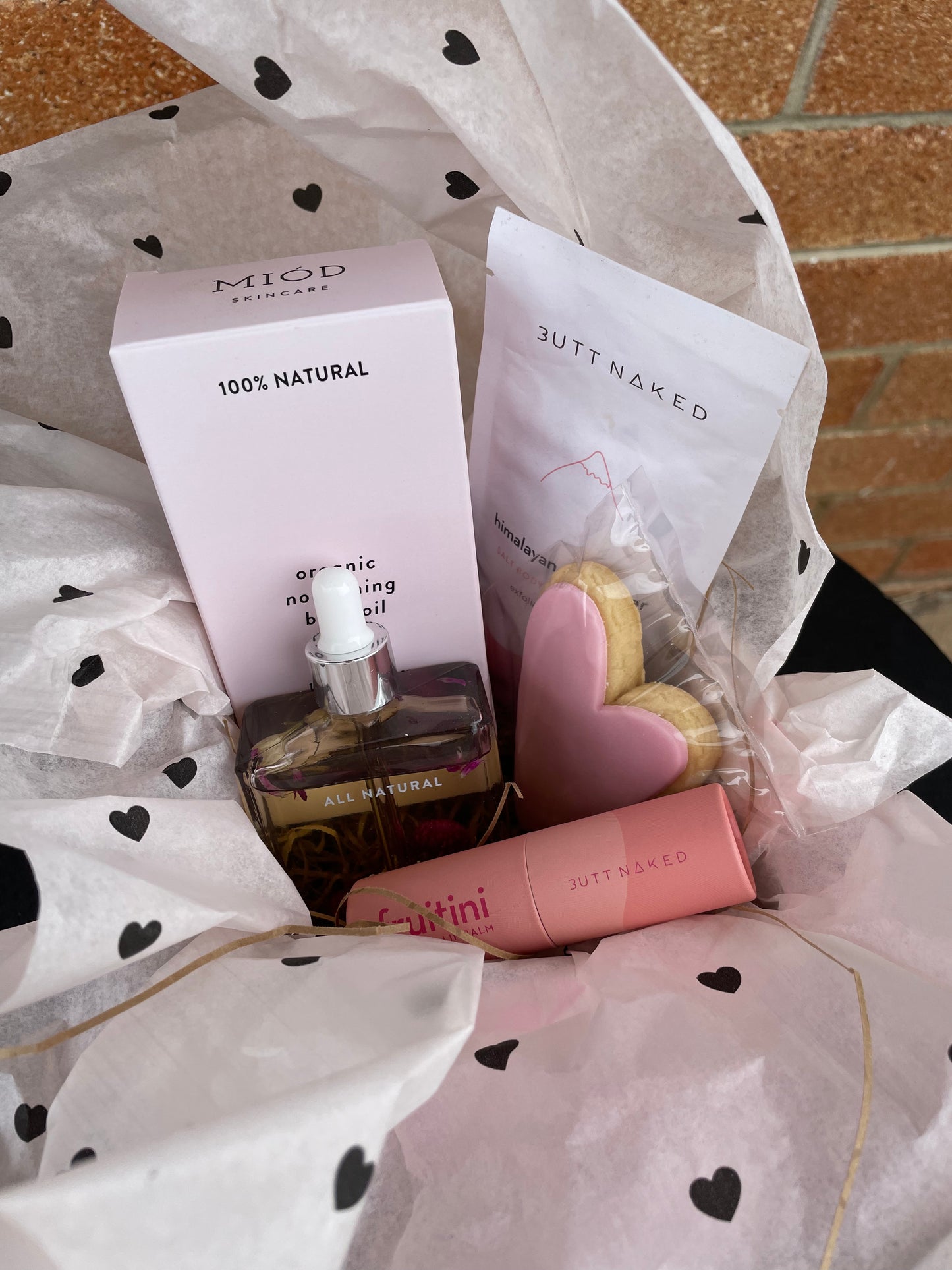 Nudie Rudie Hamper