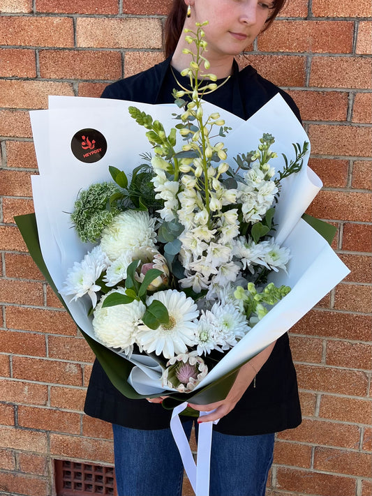 Neutral Blooms Bouquet - Florist Choice